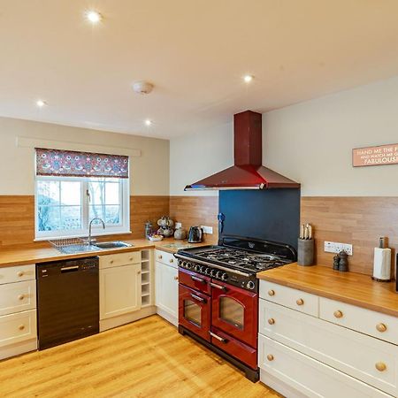 Sparrowhawk Cottage With Hot Tub Newton Stewart Eksteriør bilde