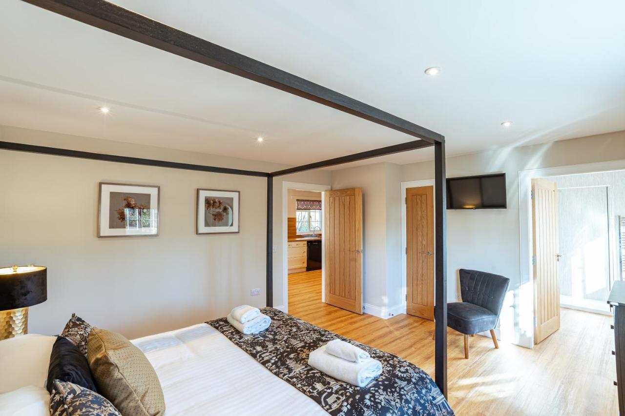 Sparrowhawk Cottage With Hot Tub Newton Stewart Eksteriør bilde